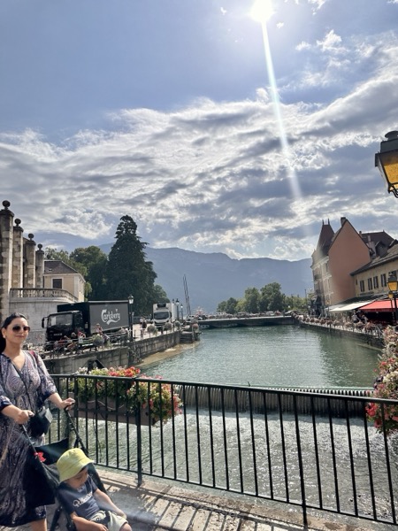 Annecy canal sunburst